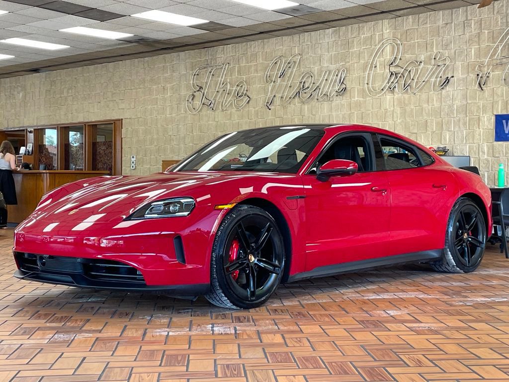 Used 2025 Porsche Taycan 4S AWD/4WD image 4