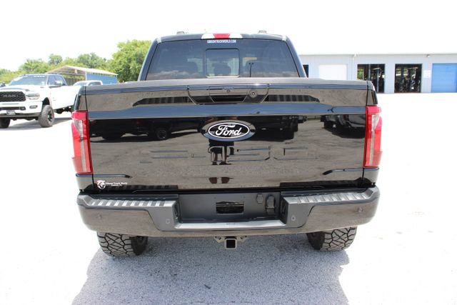 Used 2025 Ford F150 XLT w/ Equipment Group 302A MID AWD/4WD image 9