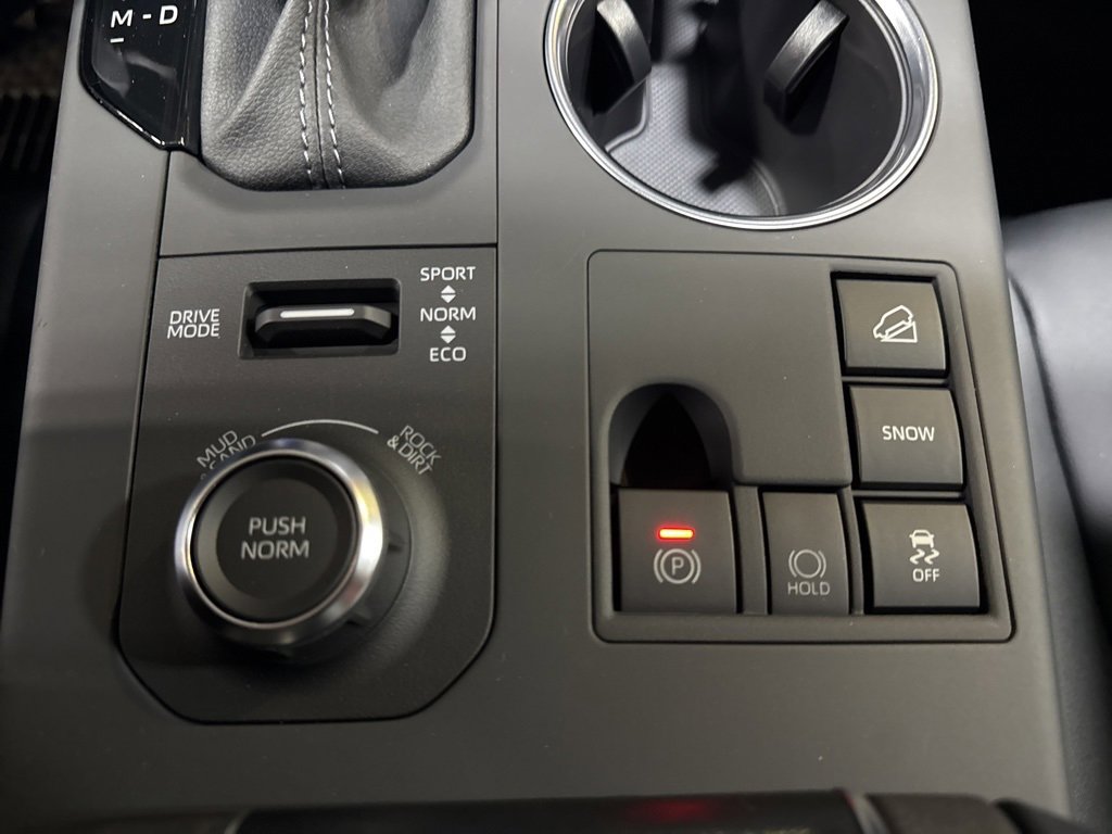 New 2026 Toyota Highlander XSE image 24