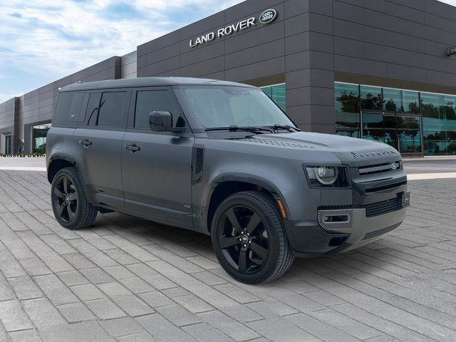 Used 2023 Land Rover Defender 110 V8 AWD/4WD image 7