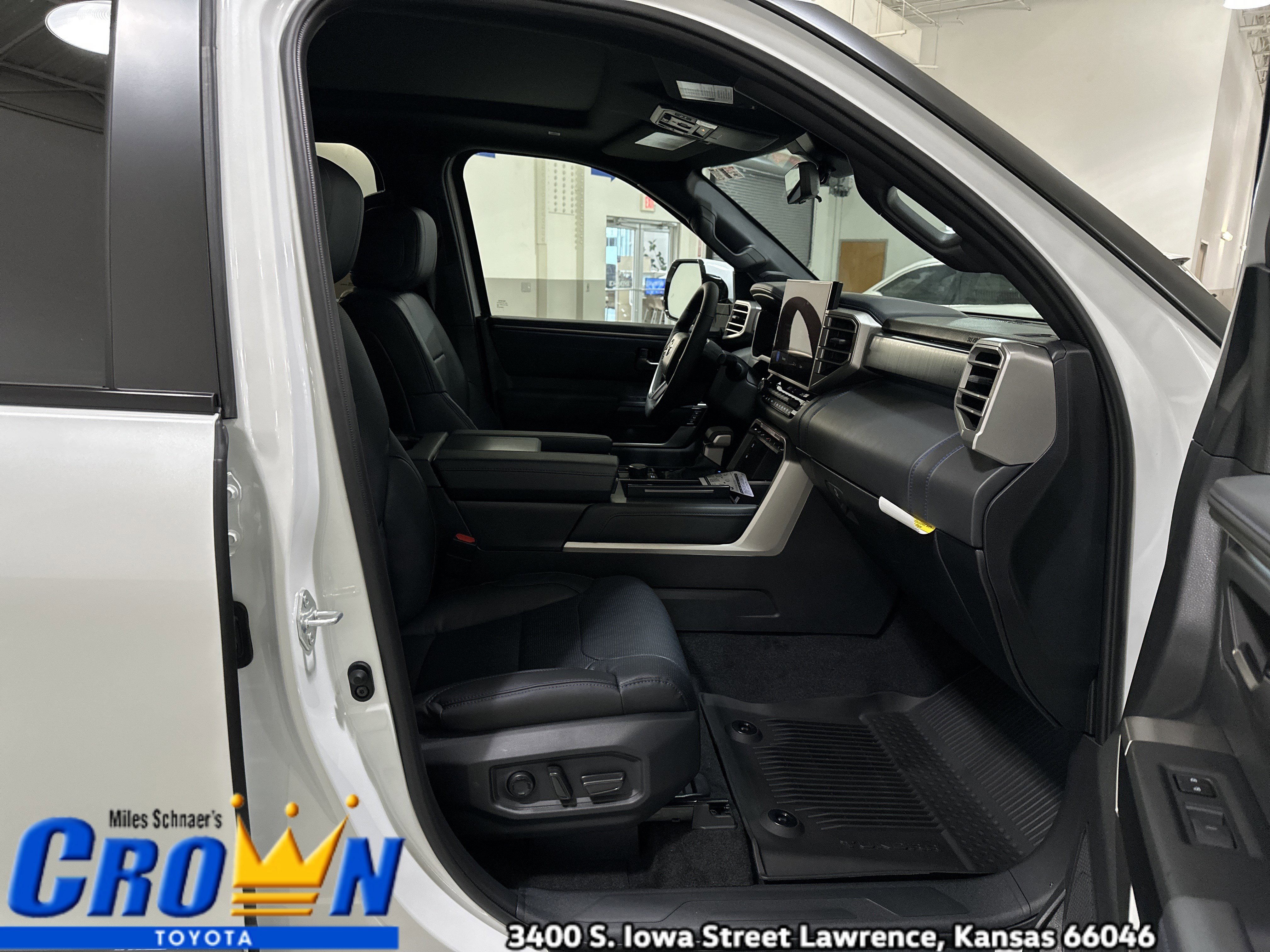 New 2026 Toyota Tundra Platinum image 36