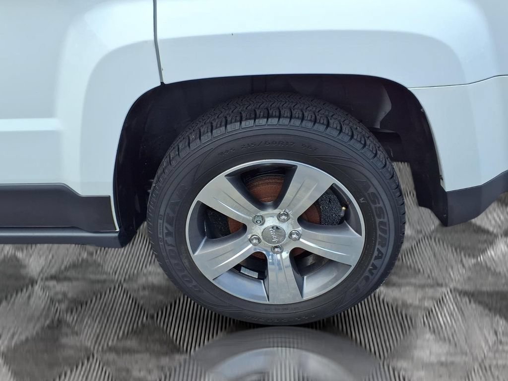 Used 2017 Jeep Patriot High Altitude FWD image 22