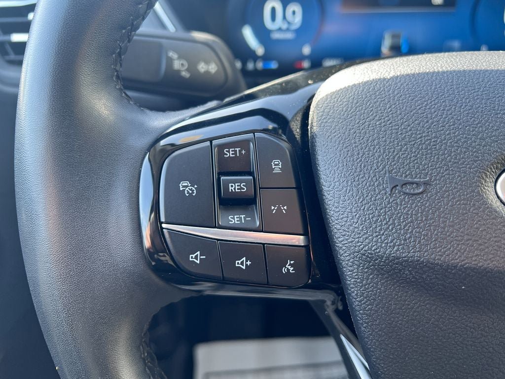 Certified 2023 Ford Escape Platinum AWD/4WD image 14