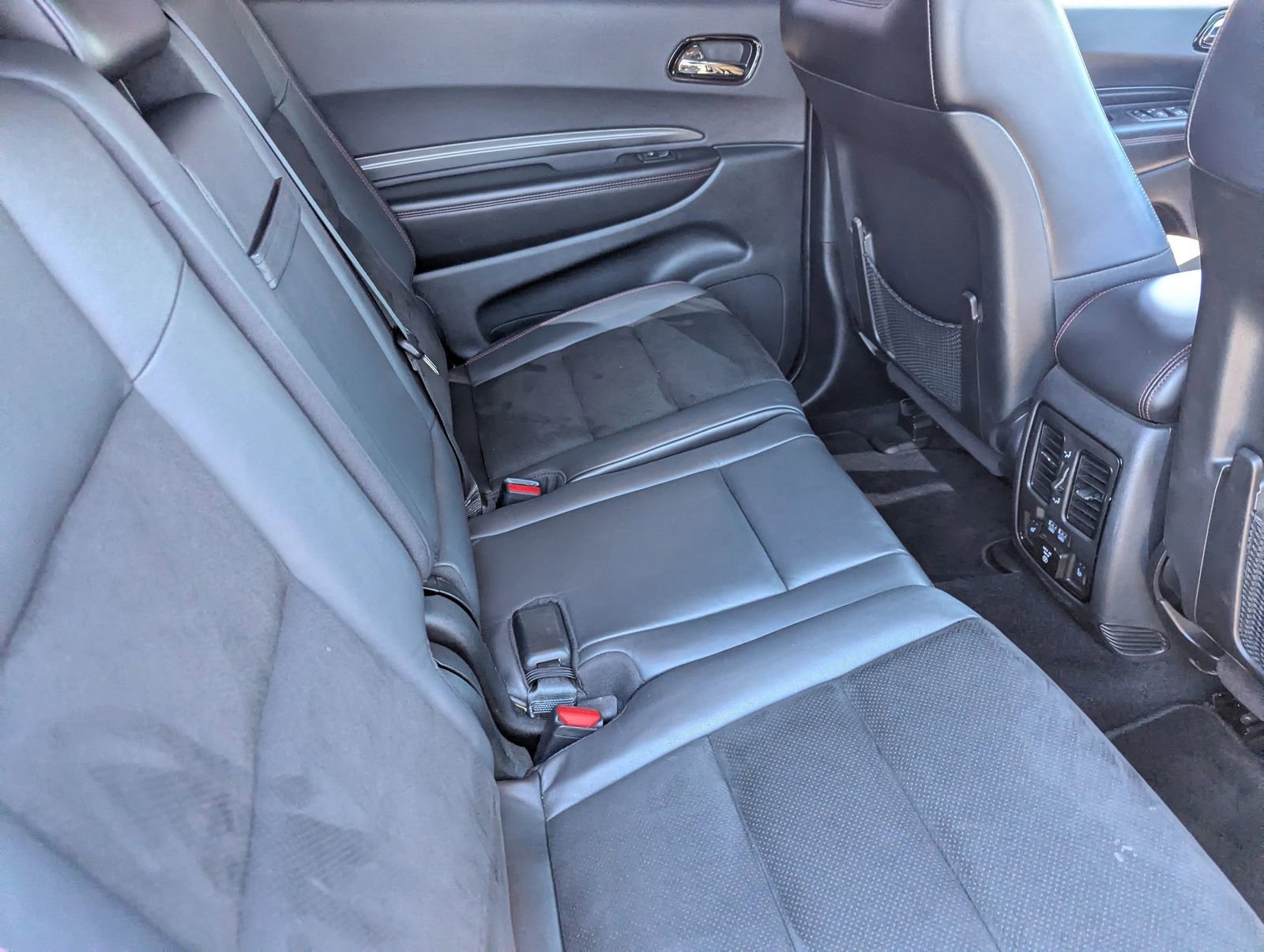 Used 2022 Dodge Durango R/T w/ Blacktop Package AWD/4WD image 14
