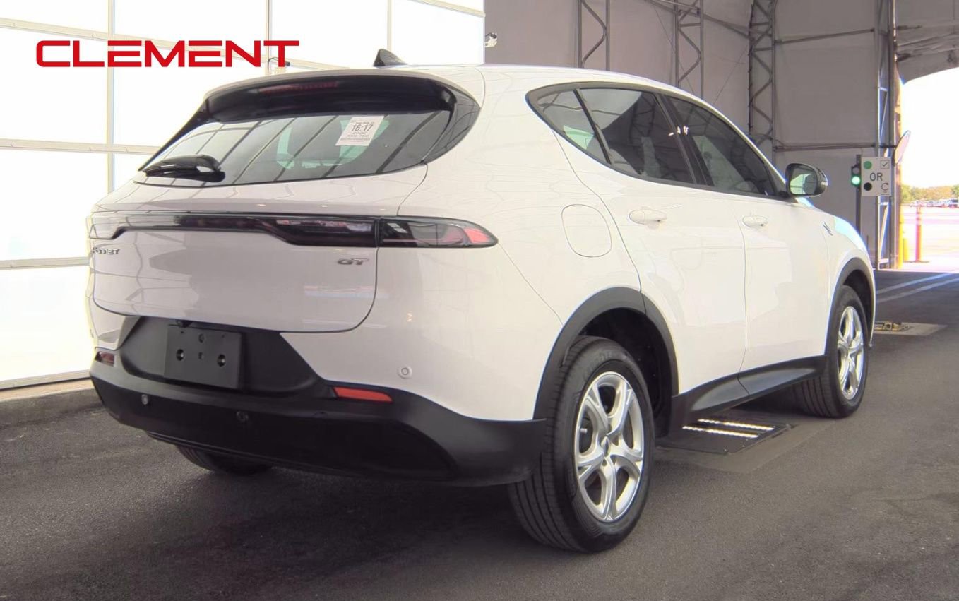 Used 2025 Dodge Hornet GT AWD/4WD image 3