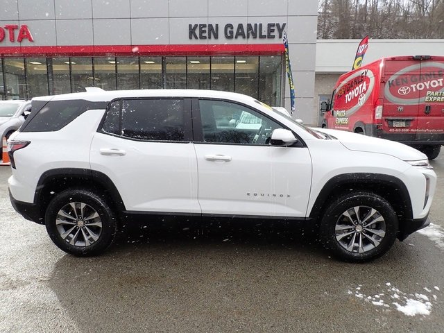 Used 2026 Chevrolet Equinox LT w/ LPO, Floor Liner Package image 2