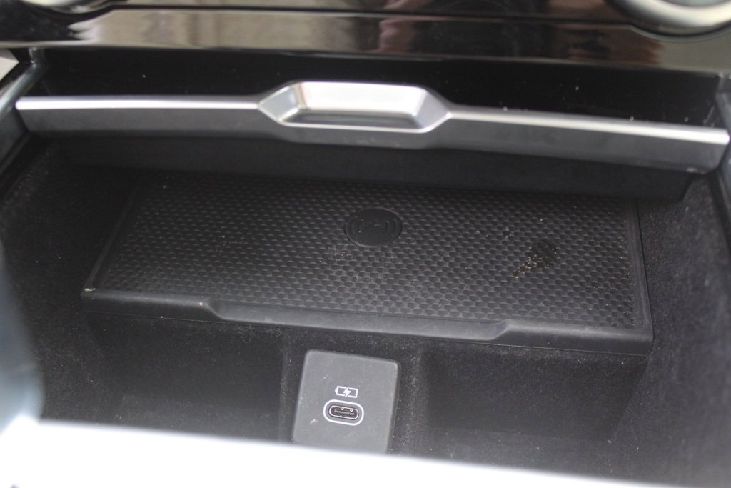 Used 2023 Land Rover Range Rover SE image 31