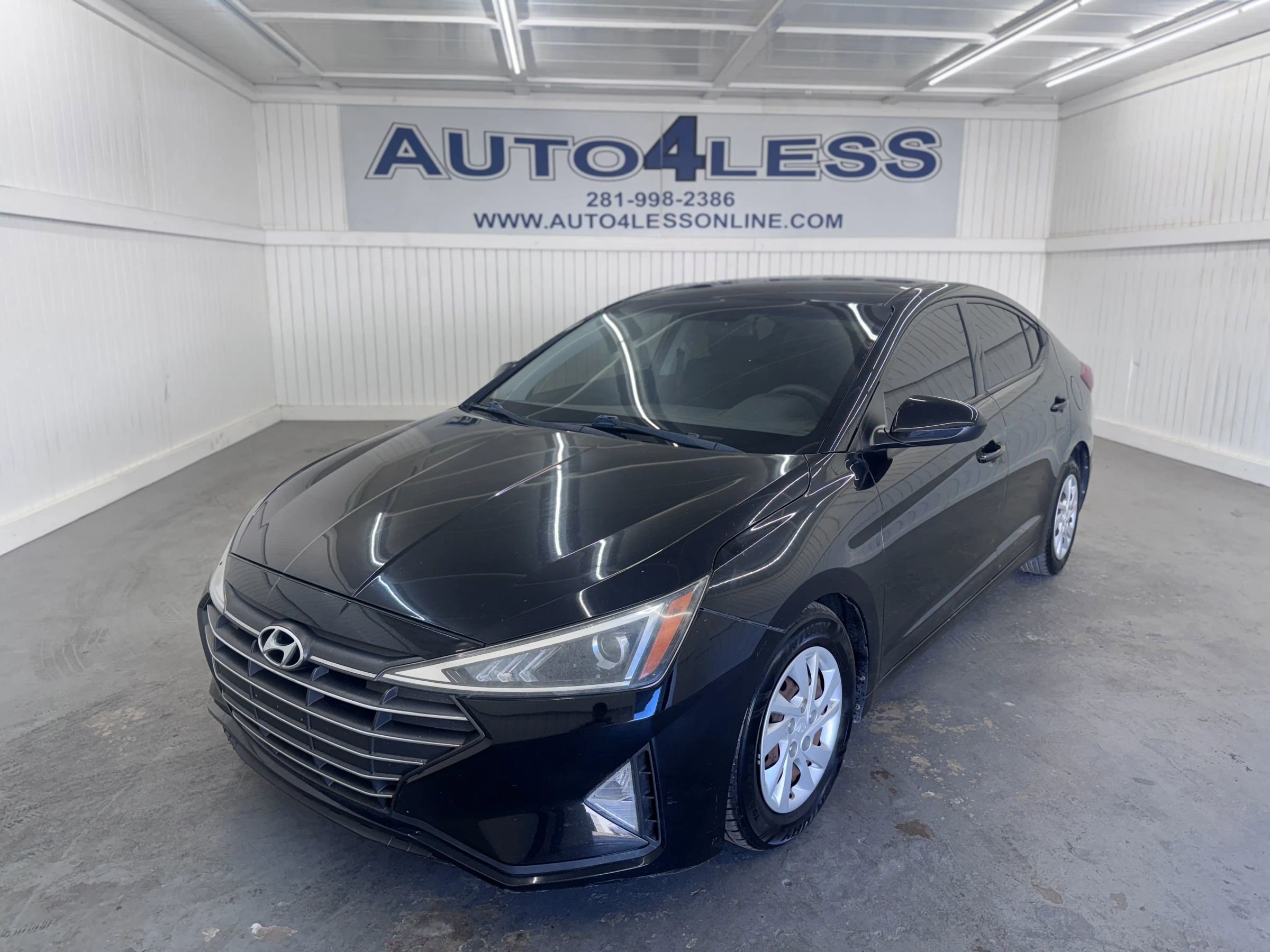 Used 2019 Hyundai Elantra SE w/ Cargo Package