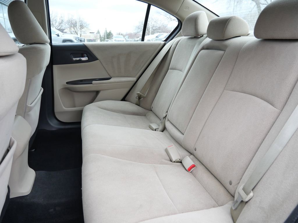 Used 2013 Honda Accord LX image 24