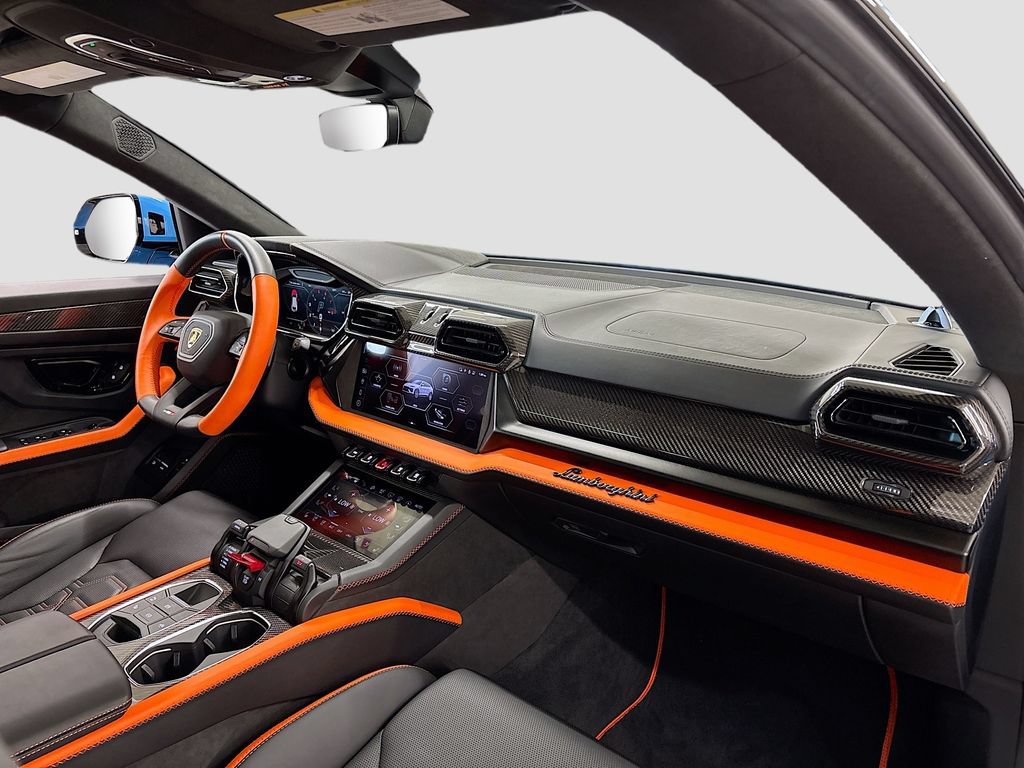 Used 2025 Lamborghini Urus SE AWD/4WD image 18