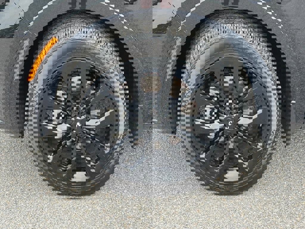 Used 2023 Kia Sorento SX image 13