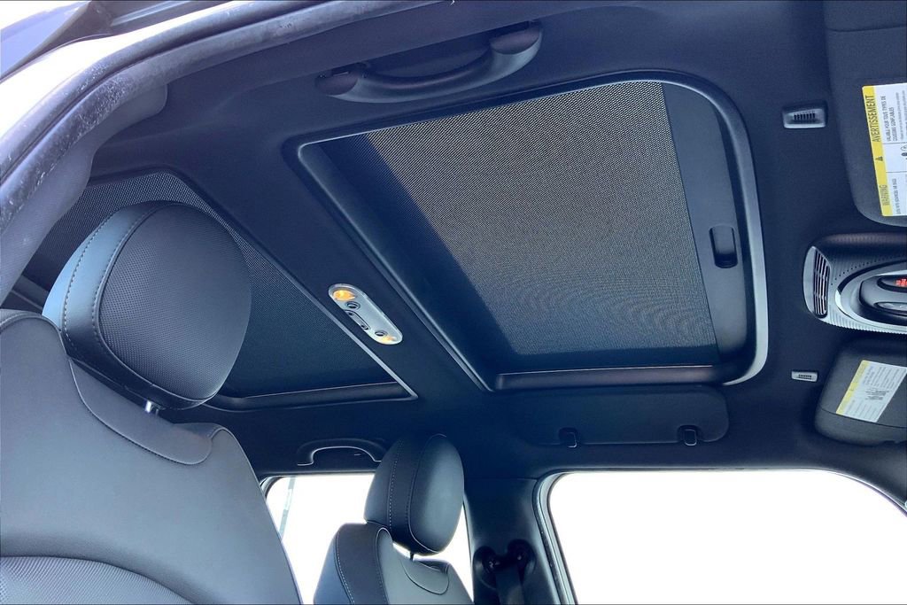 Certified 2023 MINI Cooper S image 22