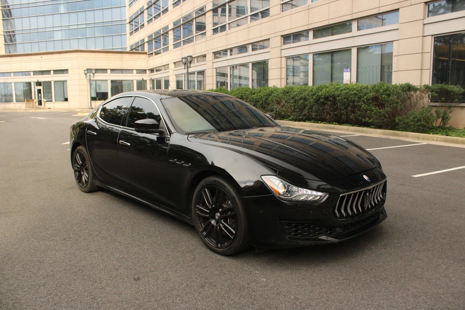 Used 2019 Maserati Ghibli S Q4 AWD/4WD image 1