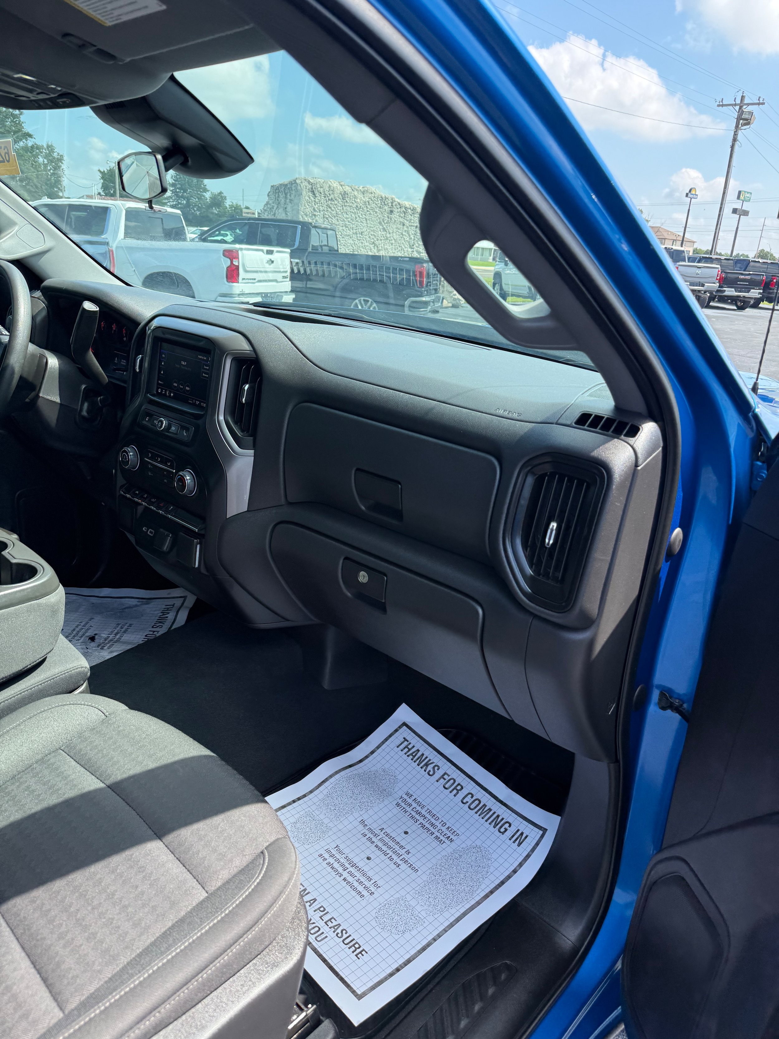 Used 2022 Chevrolet Silverado 1500 Custom AWD/4WD image 11