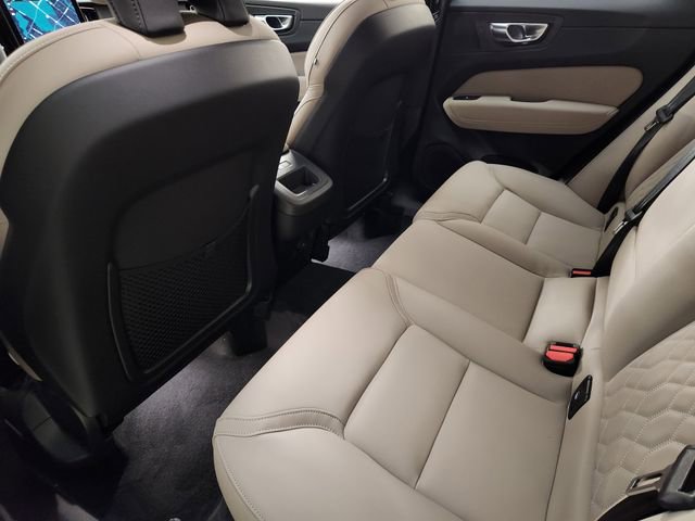 New 2026 Volvo XC60 B5 Plus w/ Protection Package Premier image 30