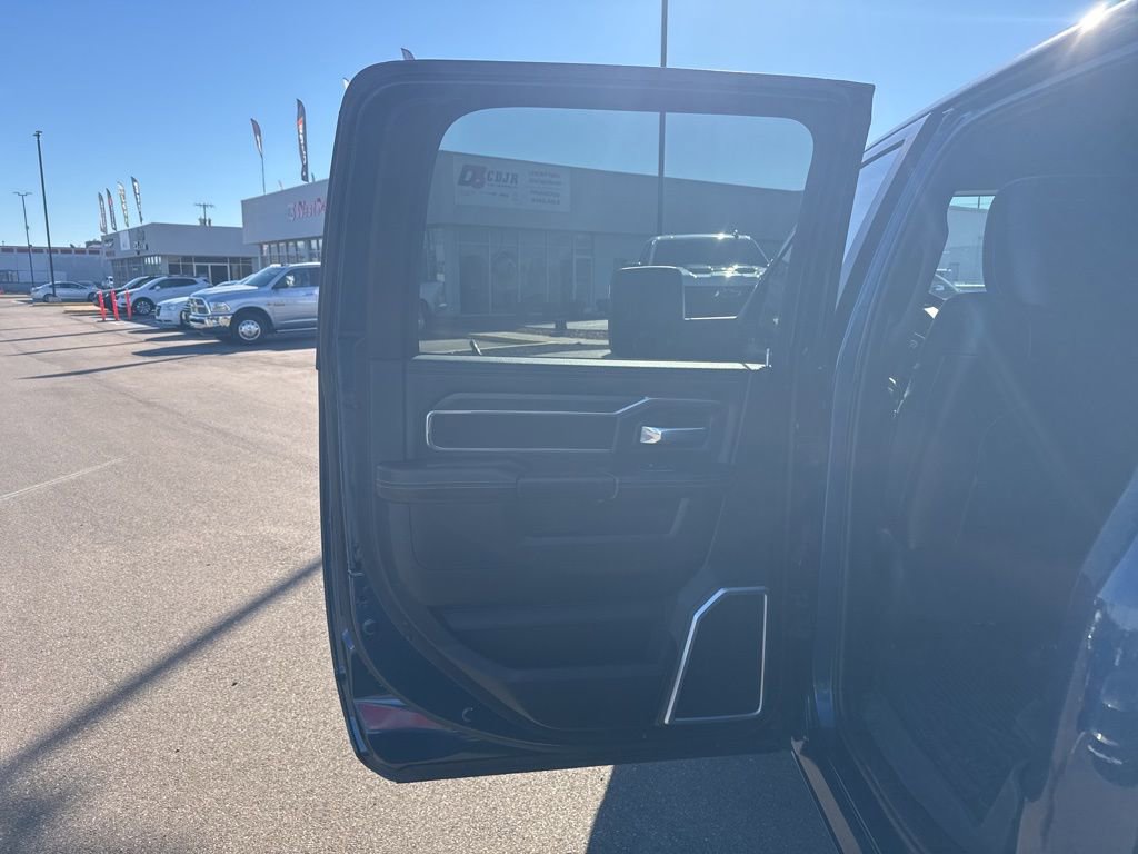 Used 2023 RAM 2500 Laramie w/ Night Edition image 39