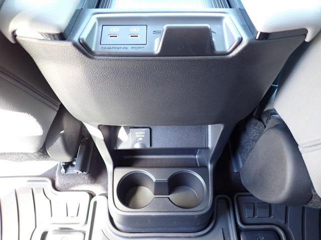 Certified 2025 Toyota Sienna XLE image 20