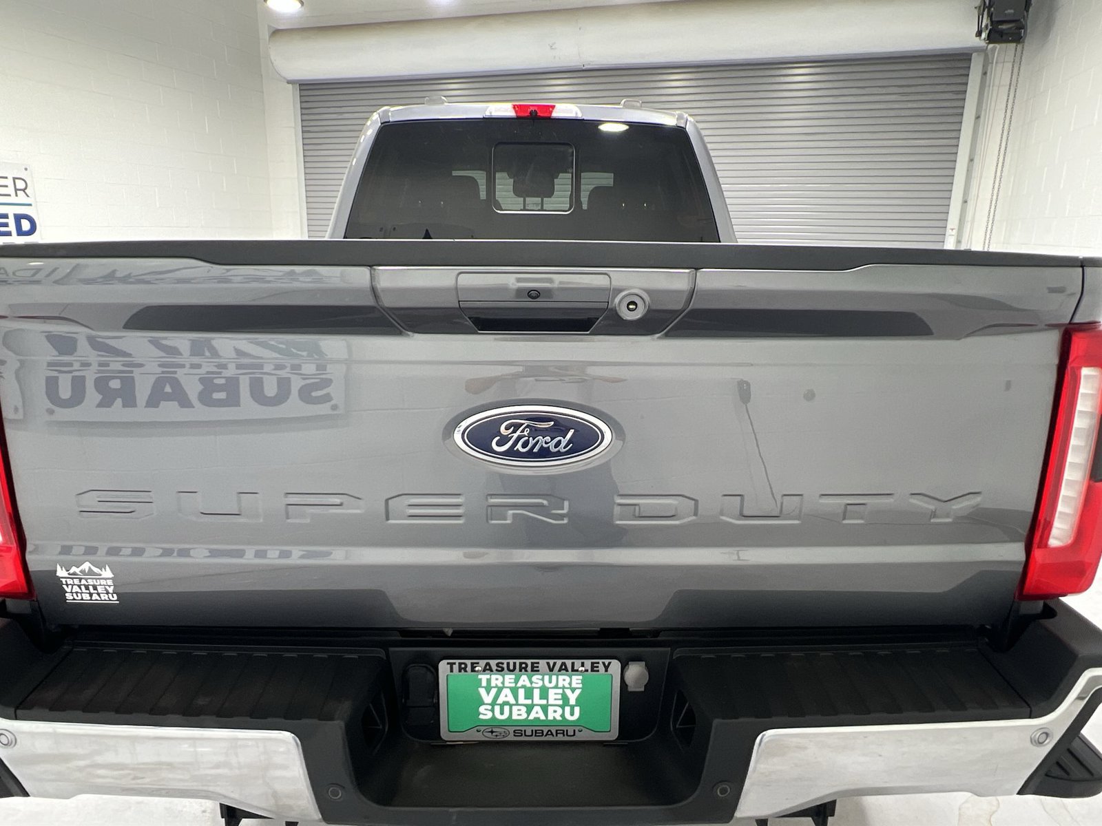 Used 2024 Ford F350 Lariat AWD/4WD image 7