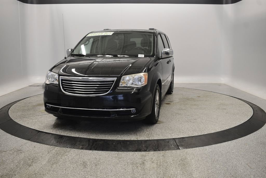 Used 2014 Chrysler Town & Country Touring-L