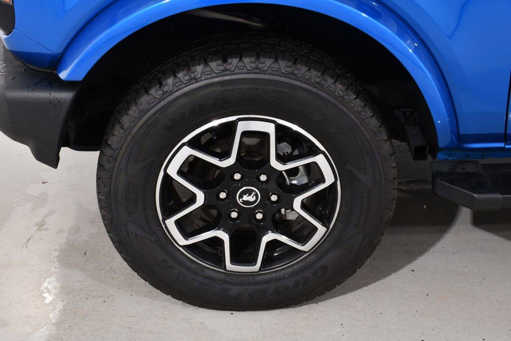 Used 2021 Ford Bronco Outer Banks AWD/4WD image 24