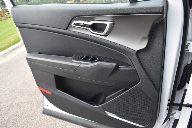 New 2027 Kia Sportage LX FWD image 29