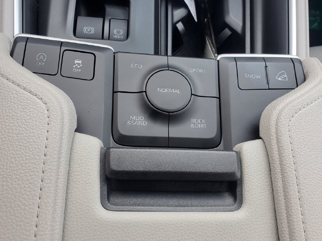 New 2026 Toyota Grand Highlander AWD image 28