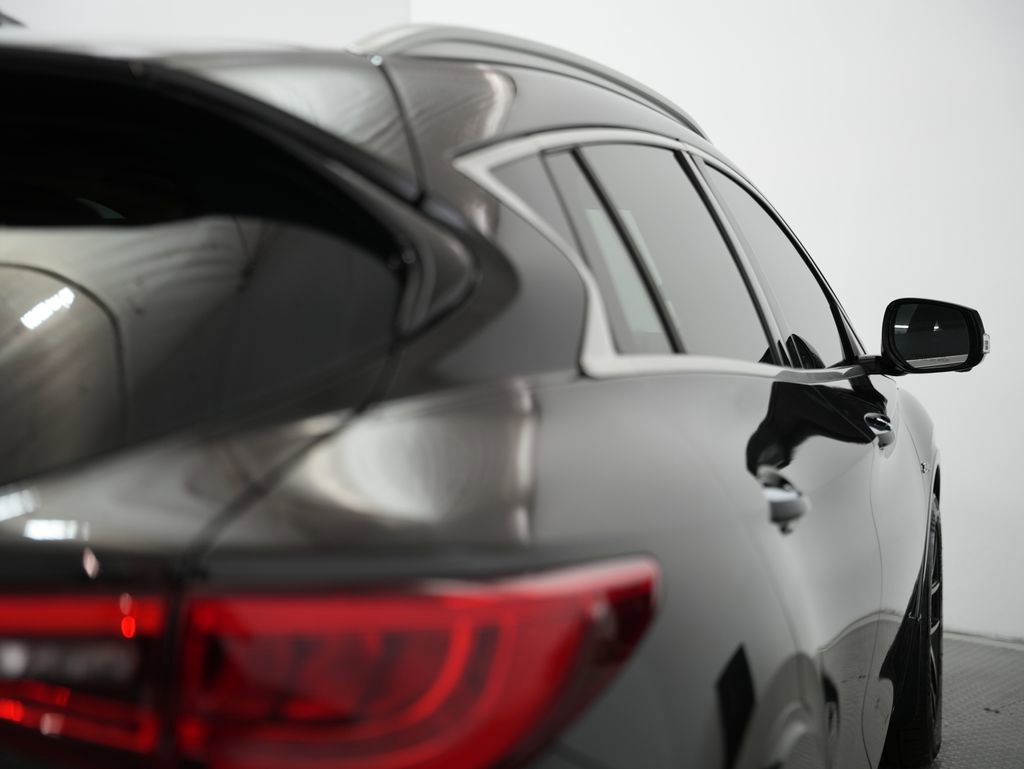 Used 2019 INFINITI QX30 w/ Navigation Package image 57