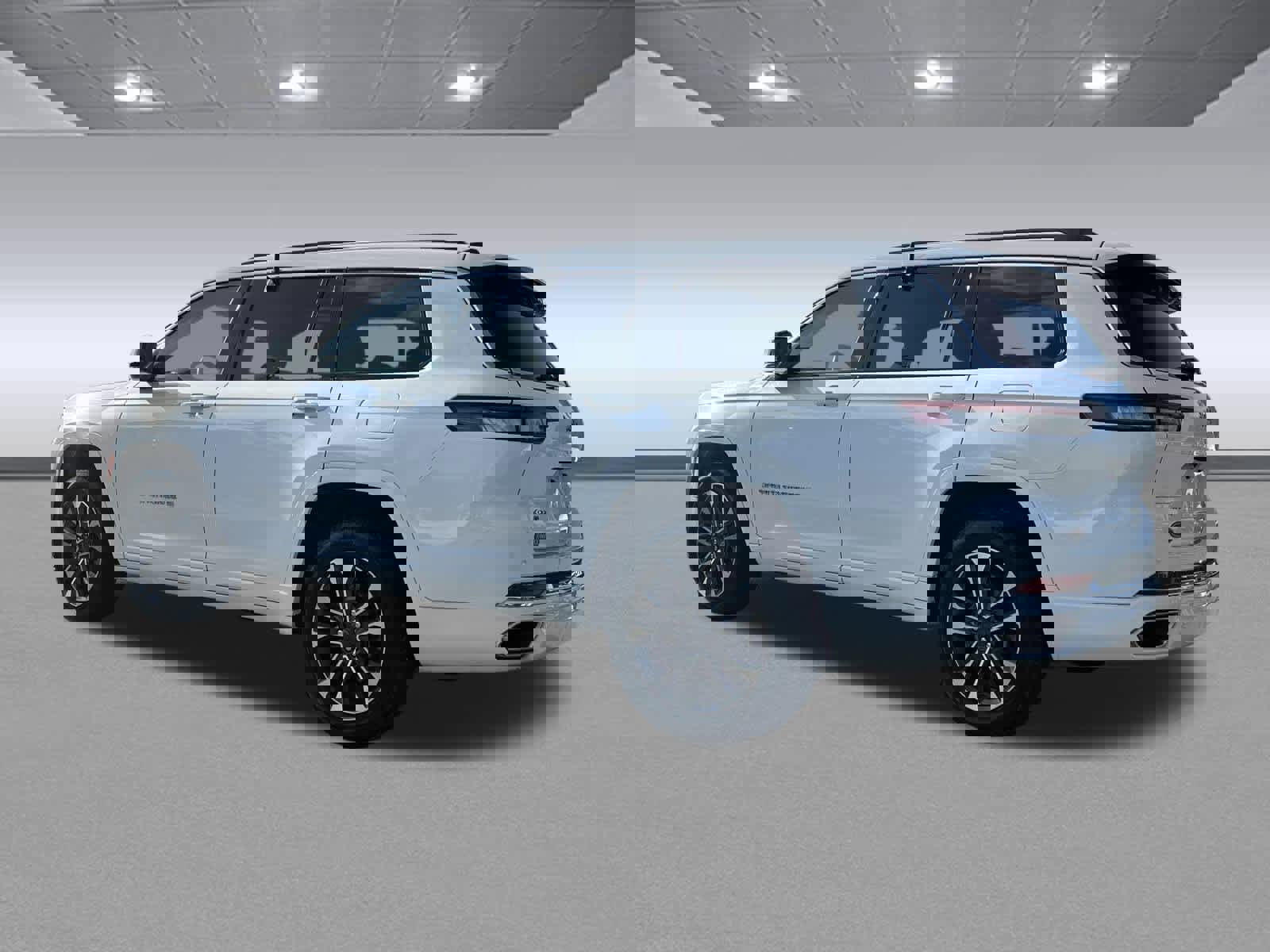 Used 2023 Jeep Grand Cherokee L Overland image 5