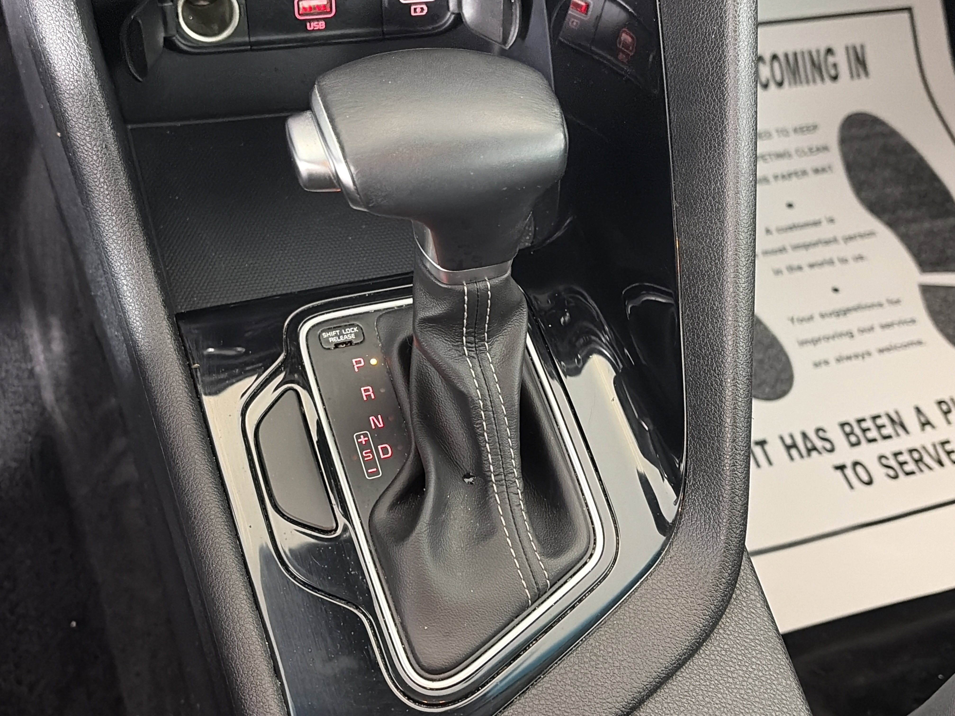 Used 2020 Kia Niro LXS image 24