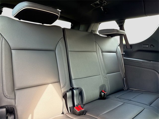 New 2025 Chevrolet Suburban Premier w/ Sun And Tow Package image 33