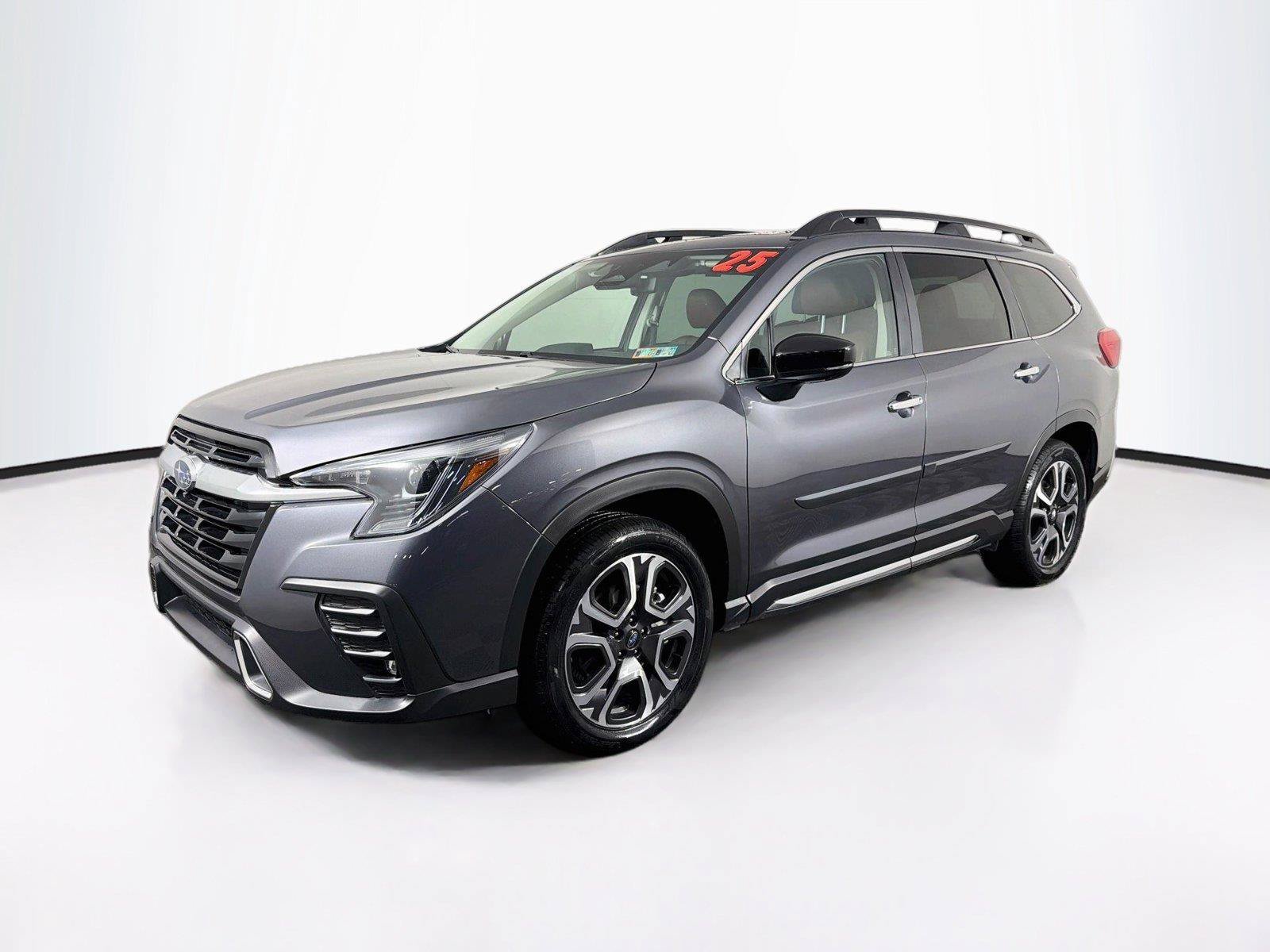 Used 2025 Subaru Ascent Touring AWD/4WD image 7