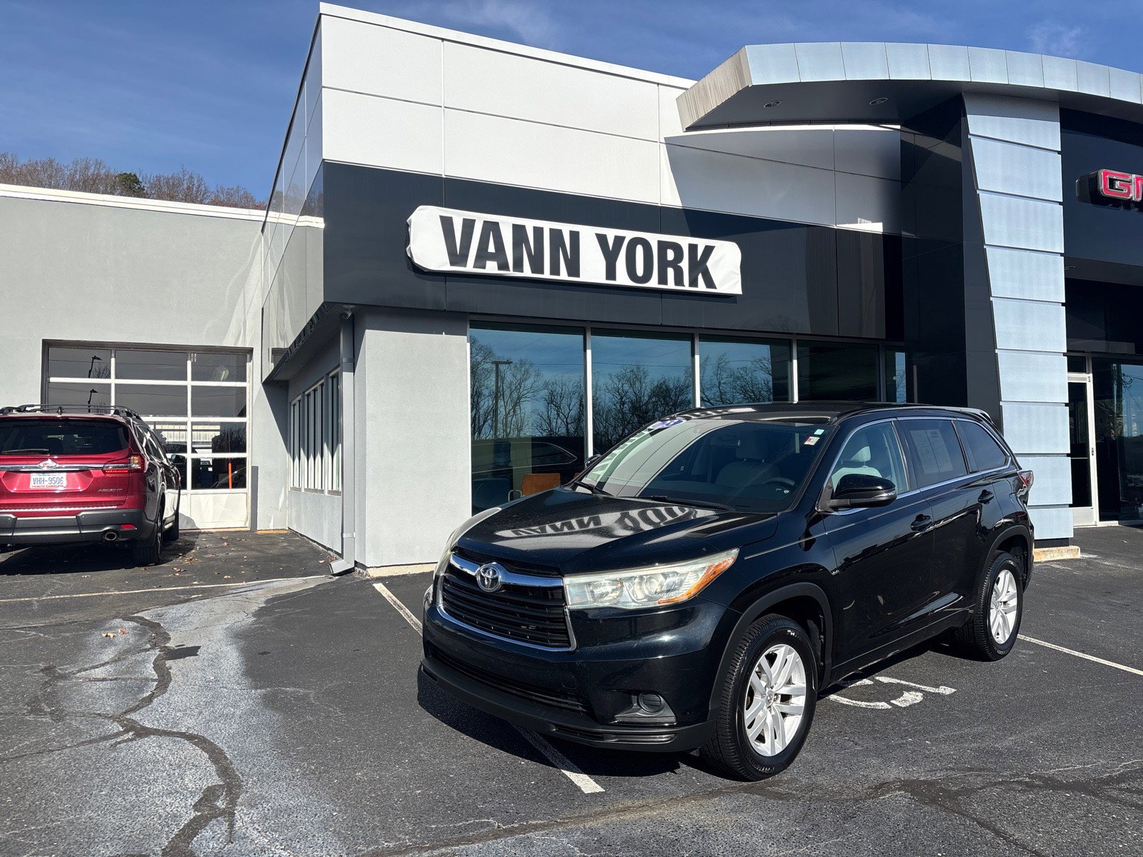 Used 2015 Toyota Highlander LE