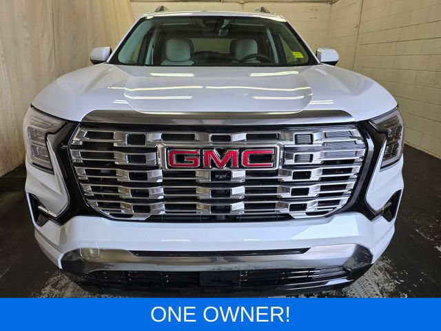 Used 2026 GMC Terrain Denali AWD/4WD image 3