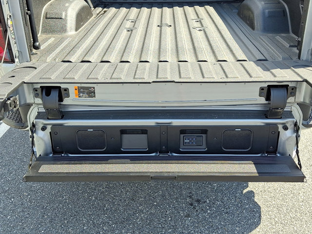 Used 2025 GMC Sierra 2500 Denali Ultimate AWD/4WD image 40