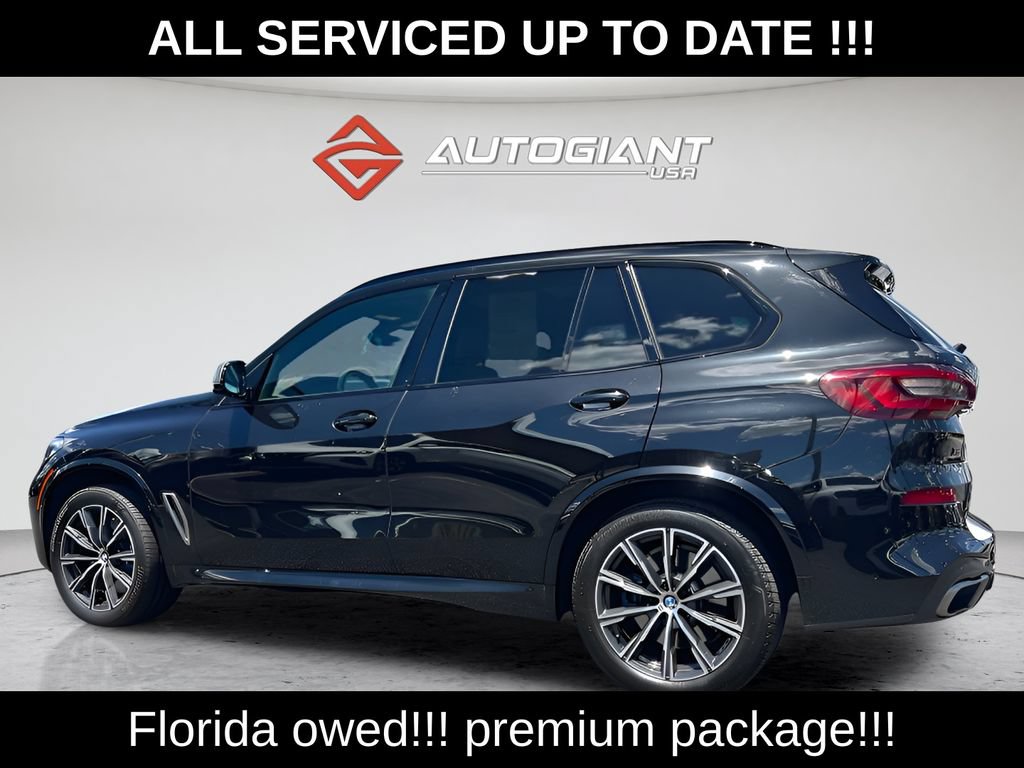 Used 2021 BMW X5 M50i w/ Premium Package AWD/4WD image 4