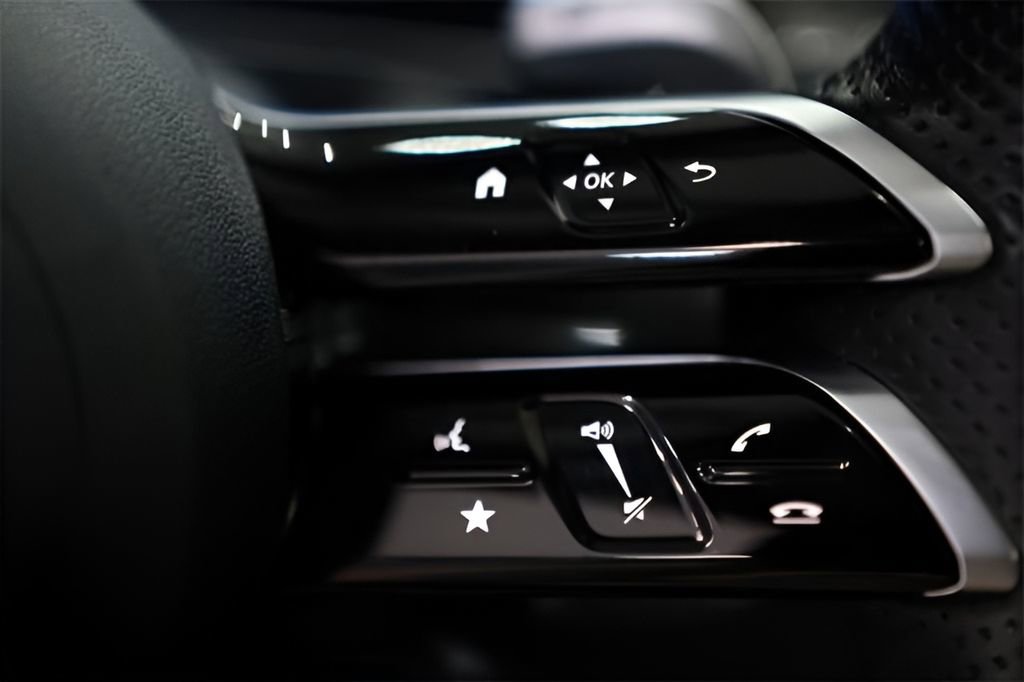 Used 2024 Mercedes-Benz C 63 AMG S w/ Pinnacle Trim Package image 29