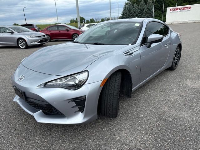 Used 2017 Toyota 86 RWD image 5
