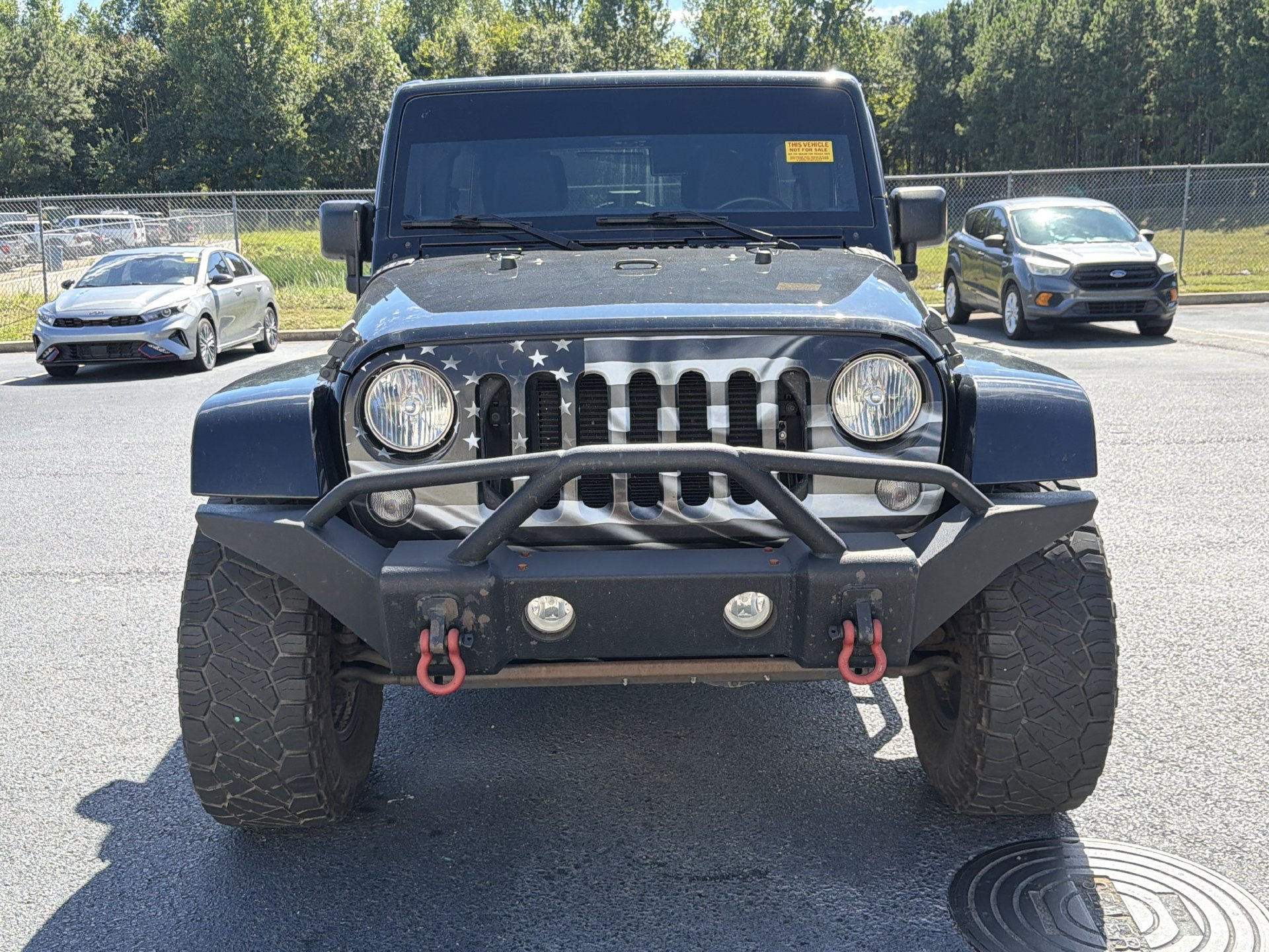 Used 2015 Jeep Wrangler Unlimited Sahara w/ Connectivity Group AWD/4WD image 16