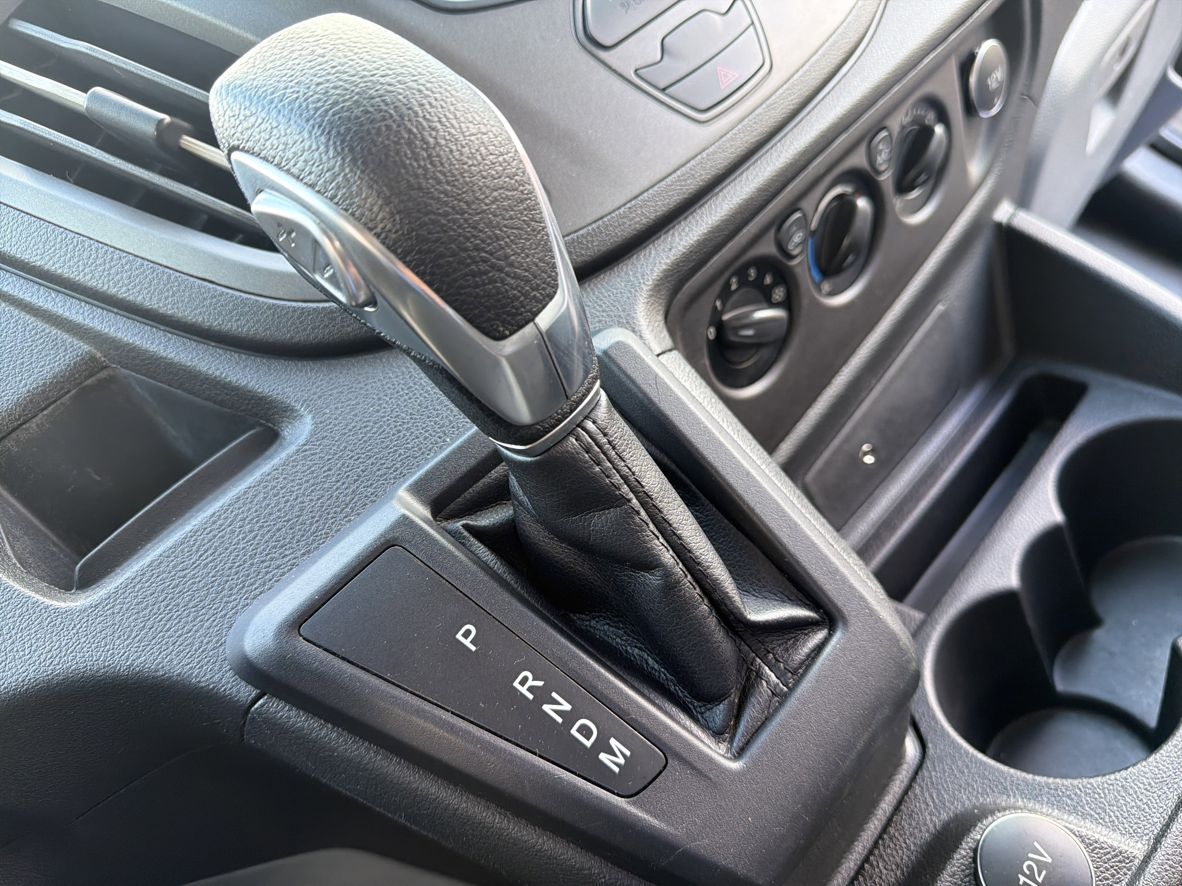 Used 2019 Ford Transit 250 148 Low Roof image 24