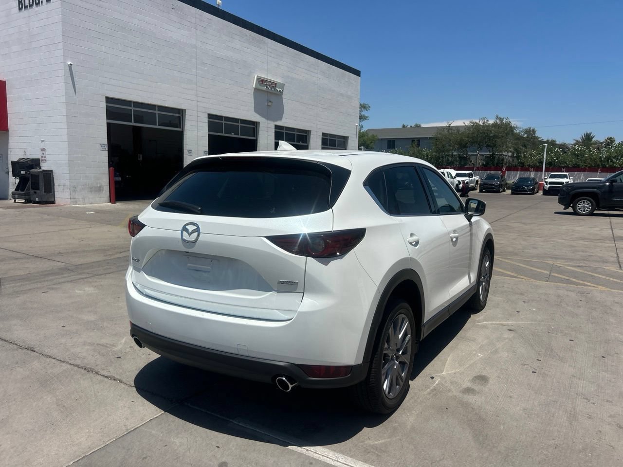Used 2019 MAZDA CX-5 Grand Touring FWD image 4