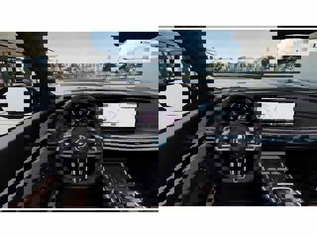 Used 2025 BMW i7 eDrive50 w/ M Sport Package image 13