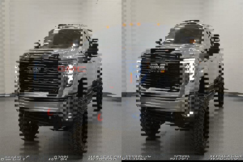 Used 2024 GMC Sierra 2500 AT4 w/ AT4 Premium Plus Package image 1
