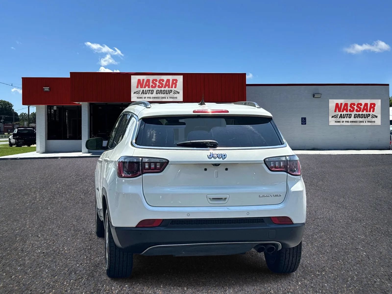 Used 2021 Jeep Compass Limited FWD image 5