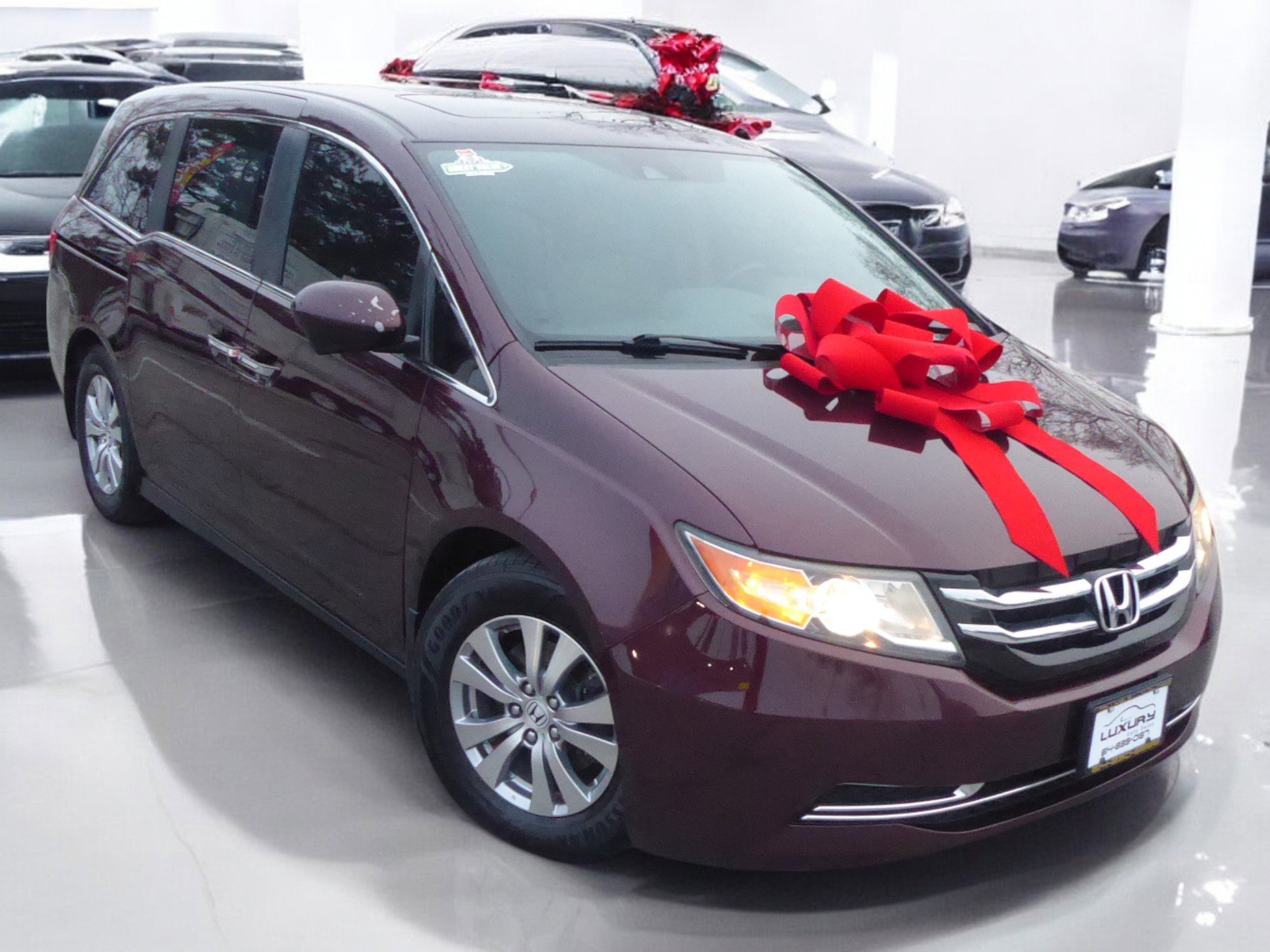 Used 2014 Honda Odyssey EX-L image 2