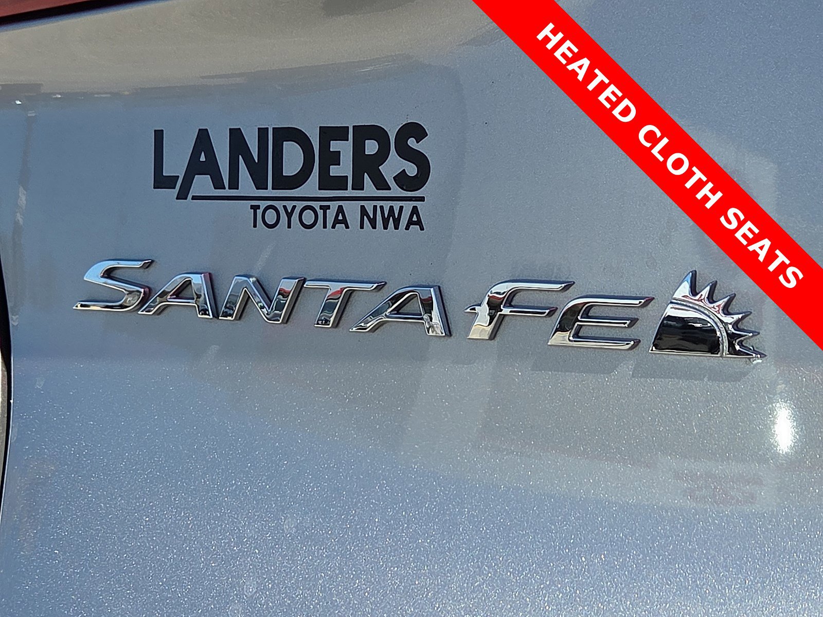 Used 2023 Hyundai Santa Fe SEL w/ Cargo Package image 8