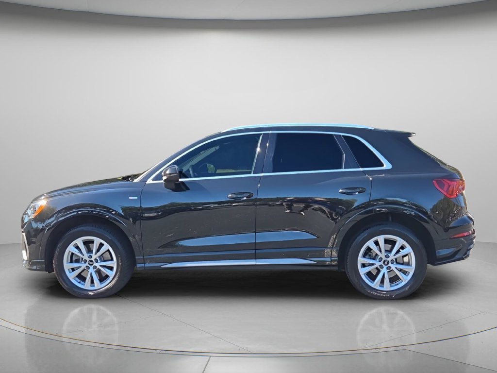 Used 2022 Audi Q3 2.0T Premium AWD/4WD image 3