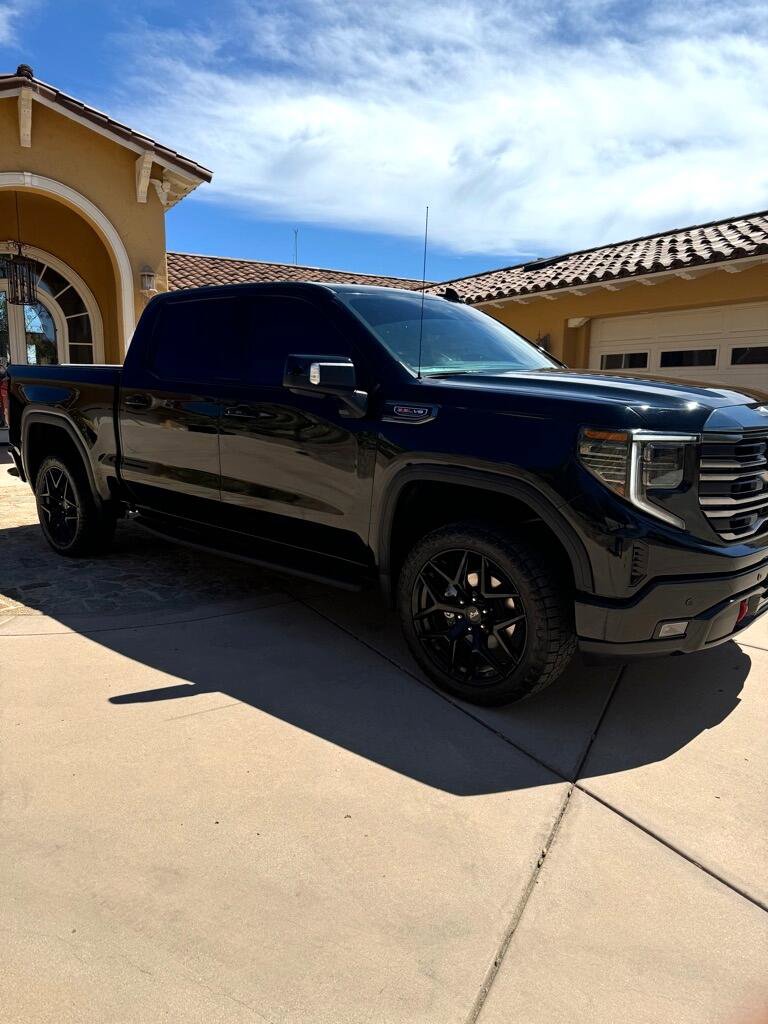 Used 2024 GMC Sierra 1500 AT4 w/ Technology Package image 1
