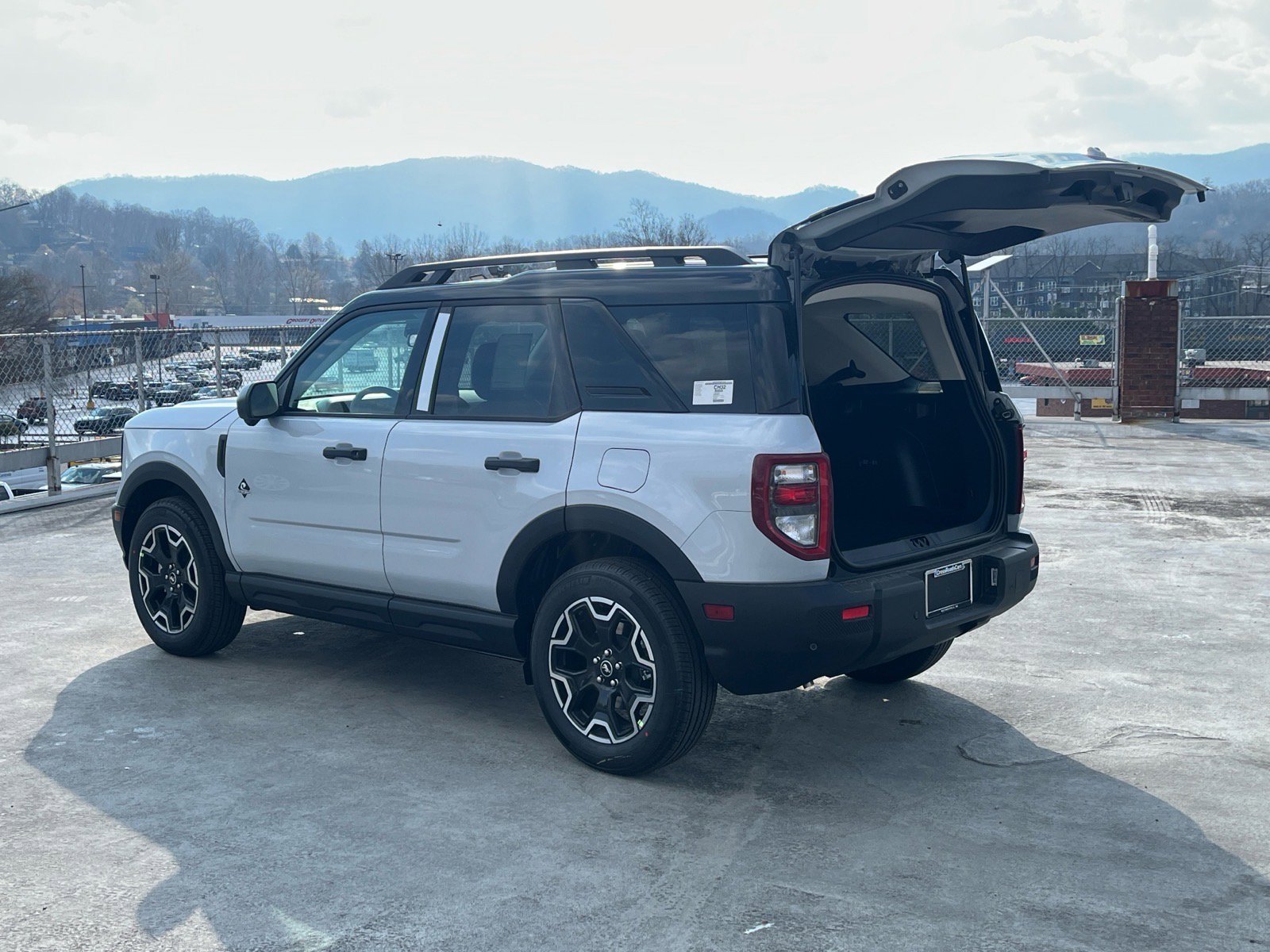 New 2026 Ford Bronco Sport Outer Banks w/ Outer Banks Tech Package+ image 4