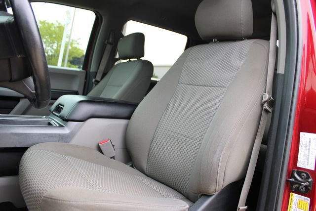Used 2017 Ford F150 XLT w/ Equipment Group 302A Luxury AWD/4WD image 20
