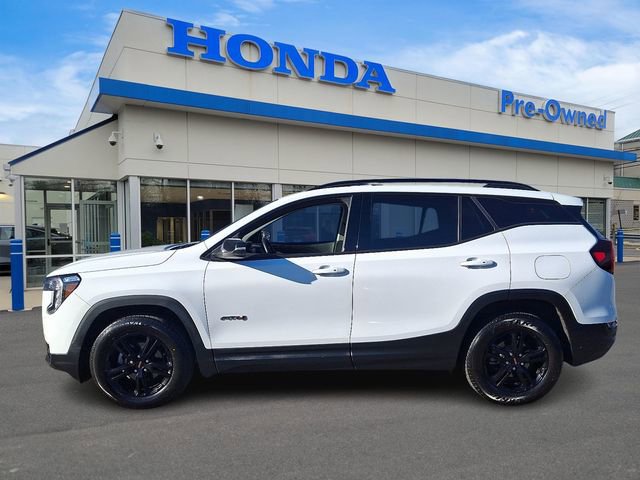 Used 2022 GMC Terrain AT4 image 7